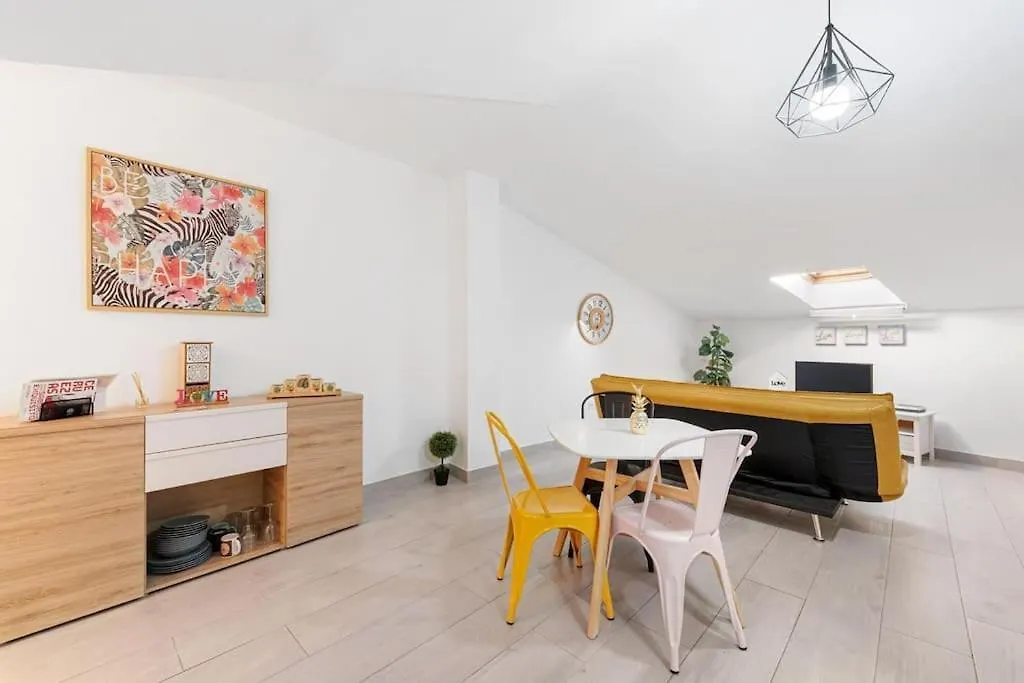 Pineapple Trinidad 20 Apartment Malaga