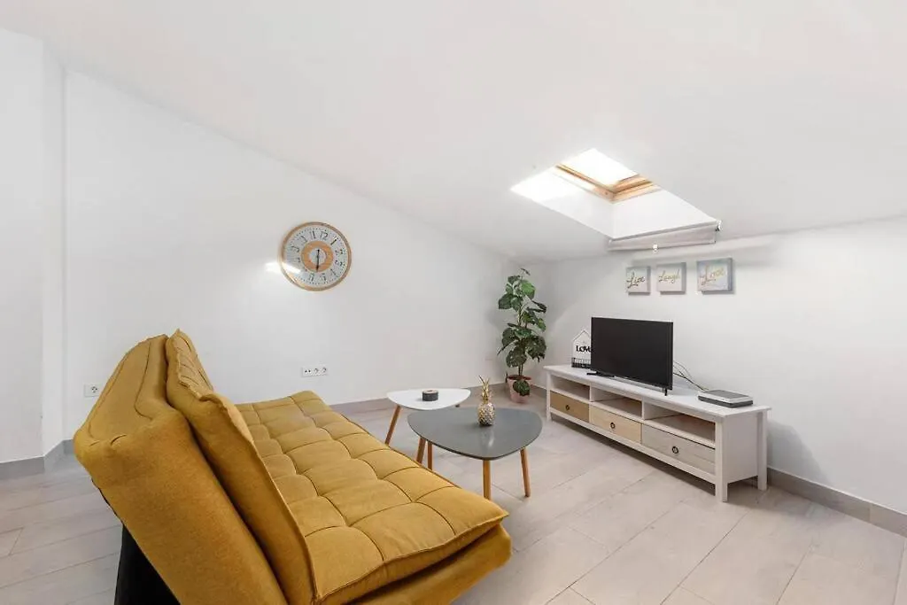 Pineapple Trinidad 20 Apartment Malaga
